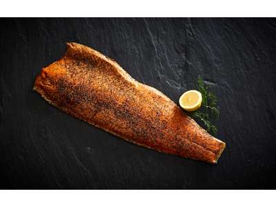 Varmrøget Laks m. Peber - Pr kg