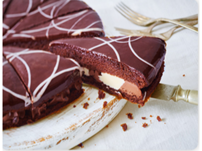 Chokolade Fantasy Kage (skåret) - 1100g